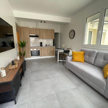 Superbe T2 Proche De Paris & Disneyland Ozoir-la-Ferriere ภายนอก รูปภาพ